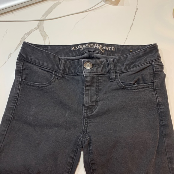 American Eagle Outfitters Black Ripped Jegging Jeans - Picture 4 of 8